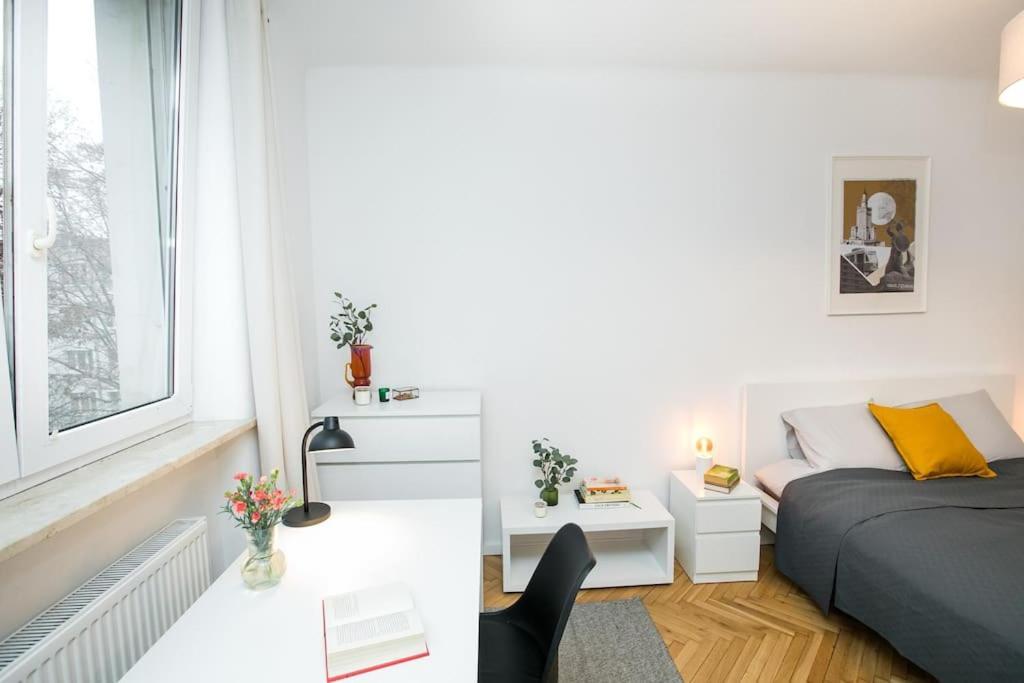 Cozy, Fully Equipped Apartment In Mokotow District Varsó Kültér fotó