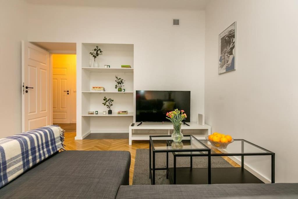 Cozy, Fully Equipped Apartment In Mokotow District Varsó Kültér fotó