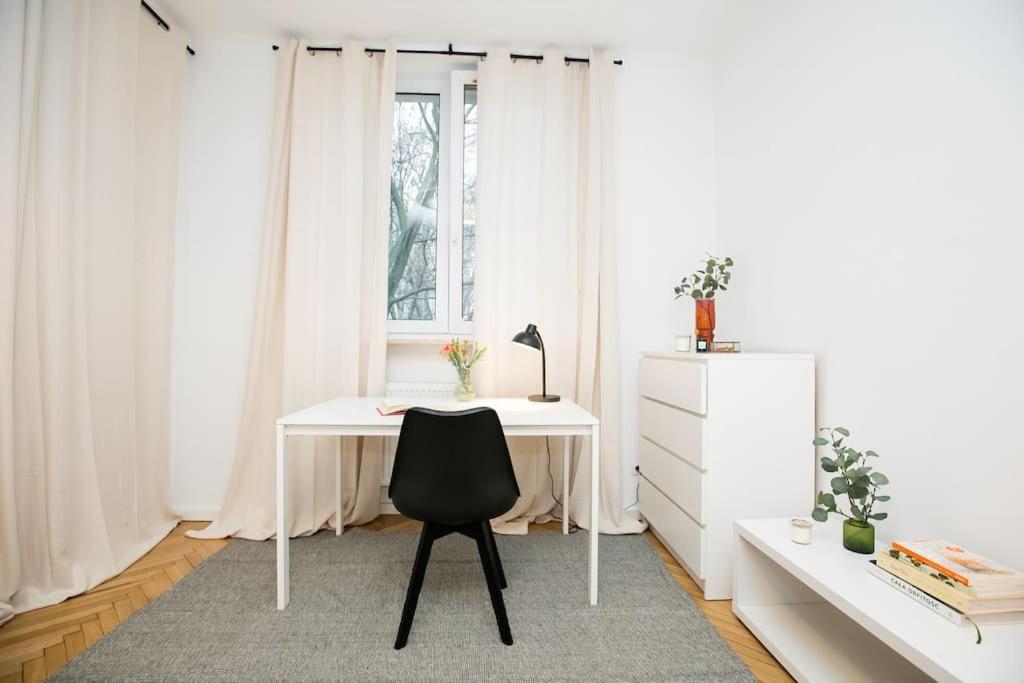 Cozy, Fully Equipped Apartment In Mokotow District Varsó Kültér fotó