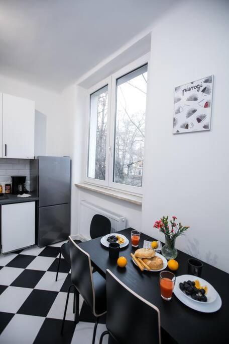 Cozy, Fully Equipped Apartment In Mokotow District Varsó Kültér fotó